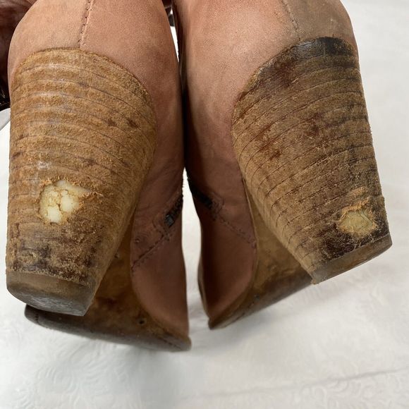 Frye Women’s 7.5 Reina Booties READ WEAR - Picture 15 of 16